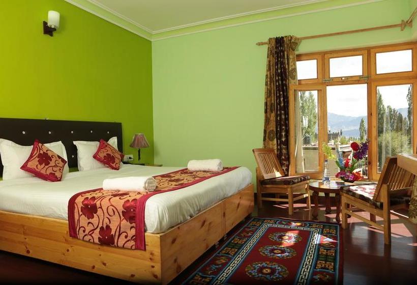 Hotel Natures Land 8