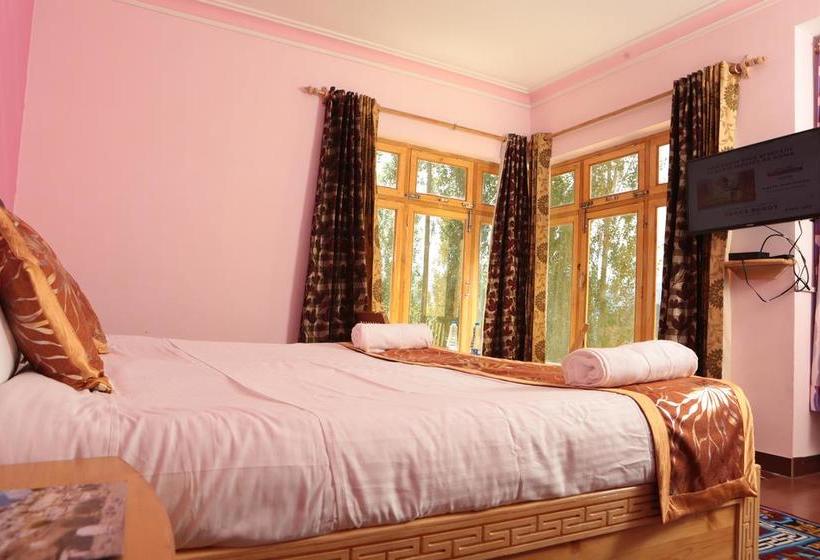 Hotel Natures Land 9