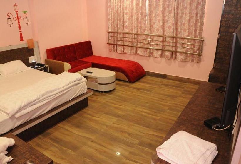 Hotel Kwality Inn 13