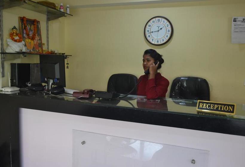 Hotel October Sky 12