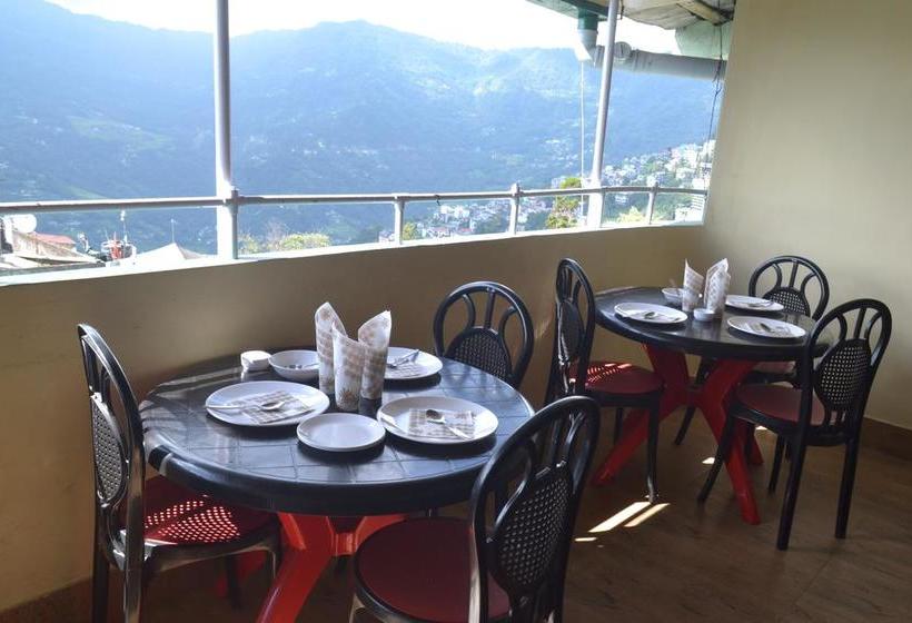 Hotel October Sky 15