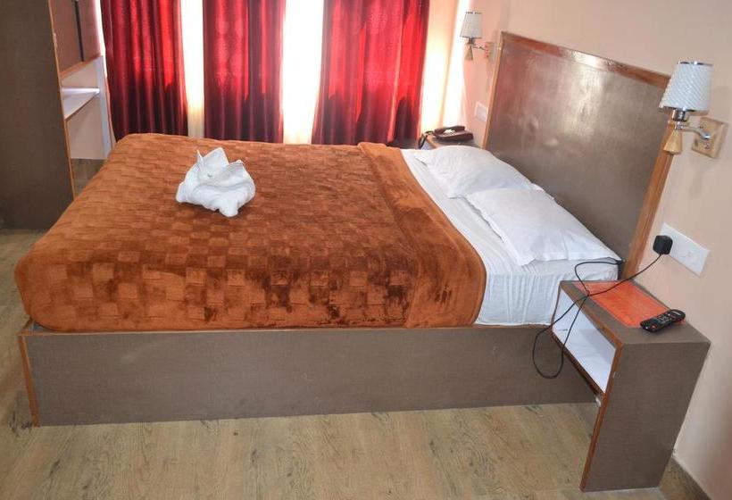 Hotel October Sky 20