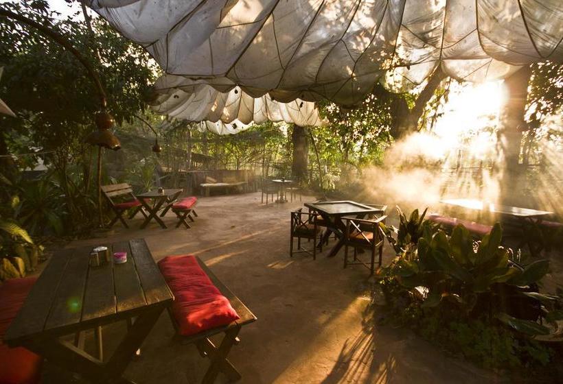 Hotel Bhakti Kutir 1