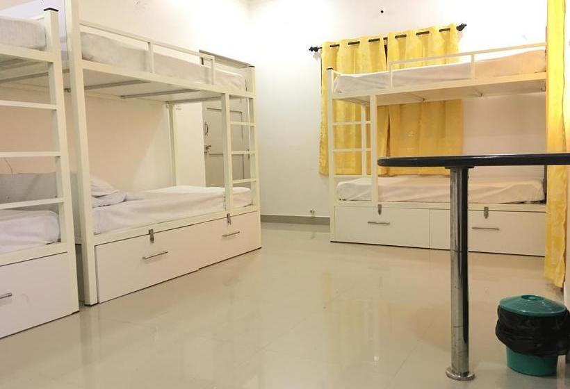 Hostel Bootstart Colive 1