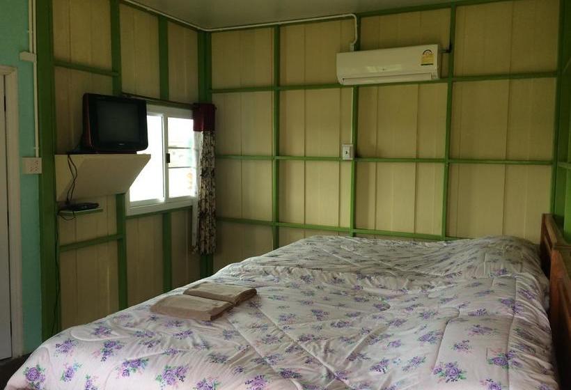 Red Rose Khao Kho Resort 4