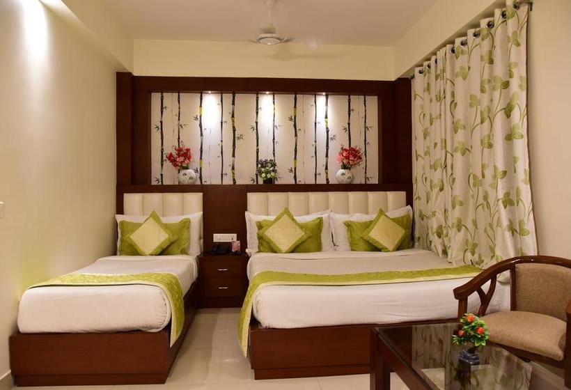 Hotel Varanasi Inn 11