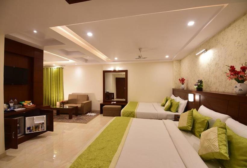 Hotel Varanasi Inn 13