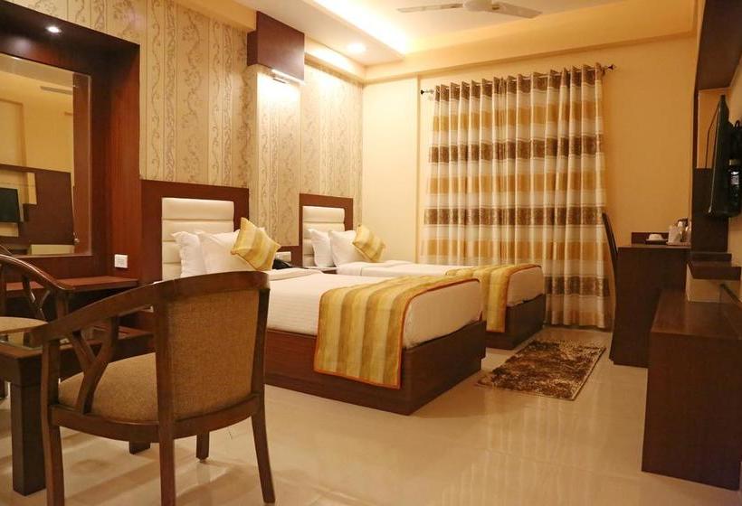 Hotel Varanasi Inn 15