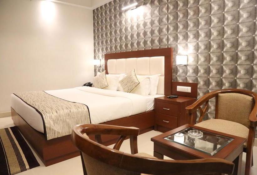 Hotel Varanasi Inn 20