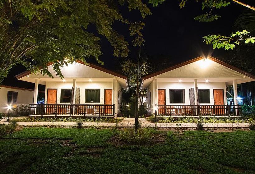 Bed and Breakfast Goodview Seafood & Resort 11