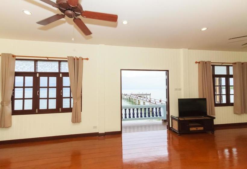 Bed and Breakfast Goodview Seafood & Resort 12