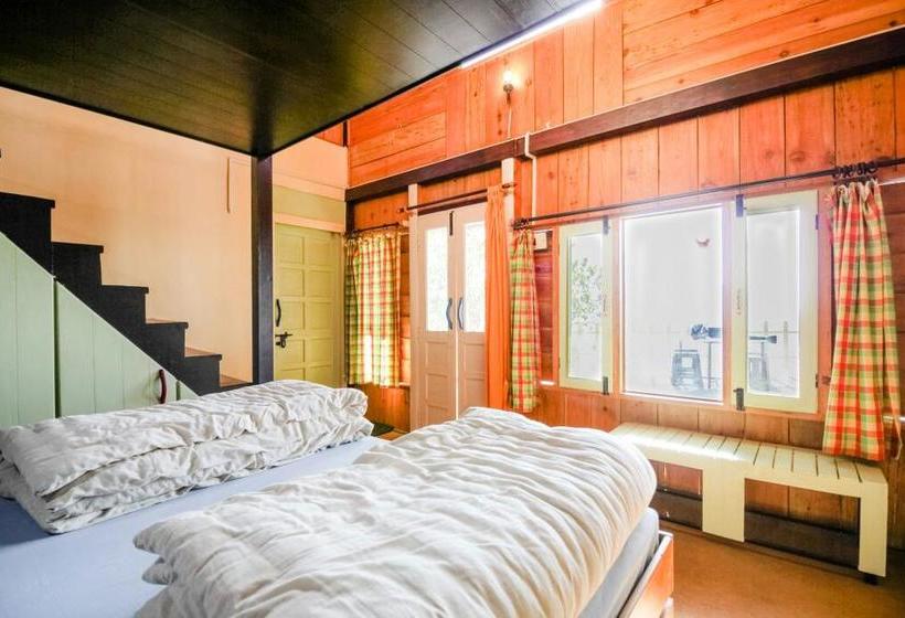 Resort Great Barbet Birding Lodge & Sundown Café Pangot 2