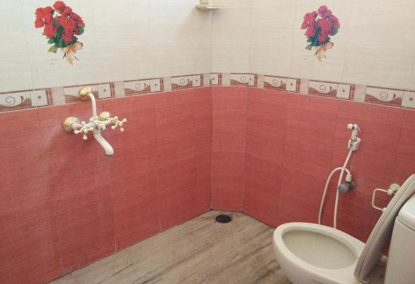 Hotel Sivamurugan 16