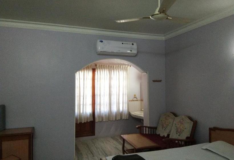 Hotel Sivamurugan 19