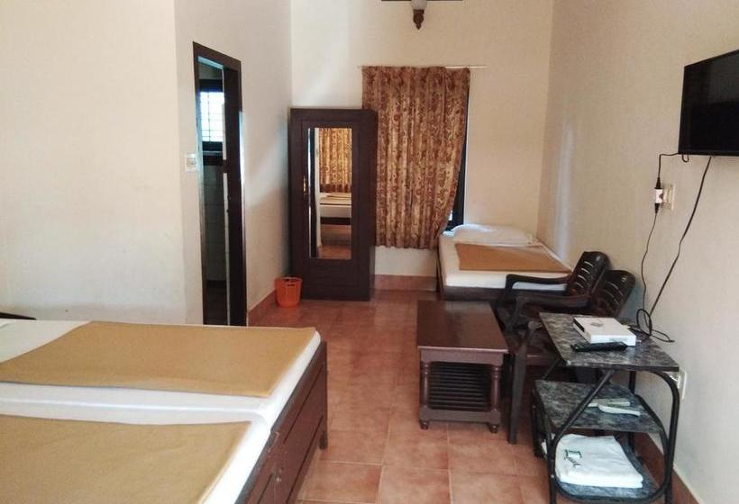 Hotel Highrange Residency 10