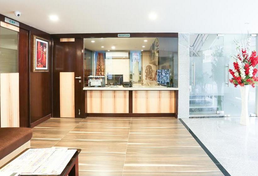 Hotel Treebo C Plaza 2