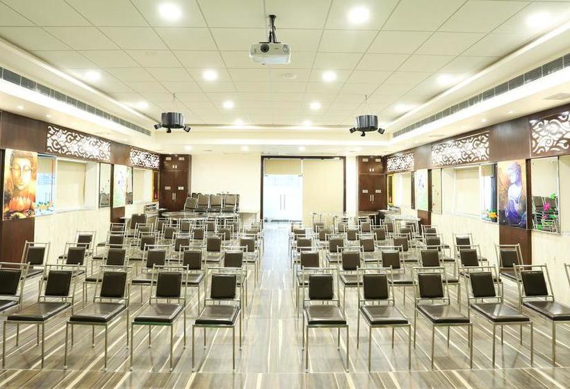 Hotel Treebo C Plaza 20