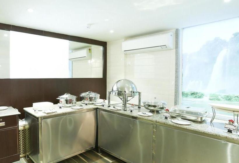 Hotel Treebo C Plaza 6