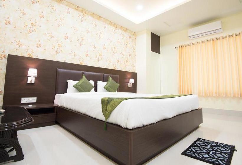 Hotel Treebo King S Court 20