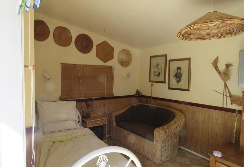 Waterfront Bed And Breakfast 7