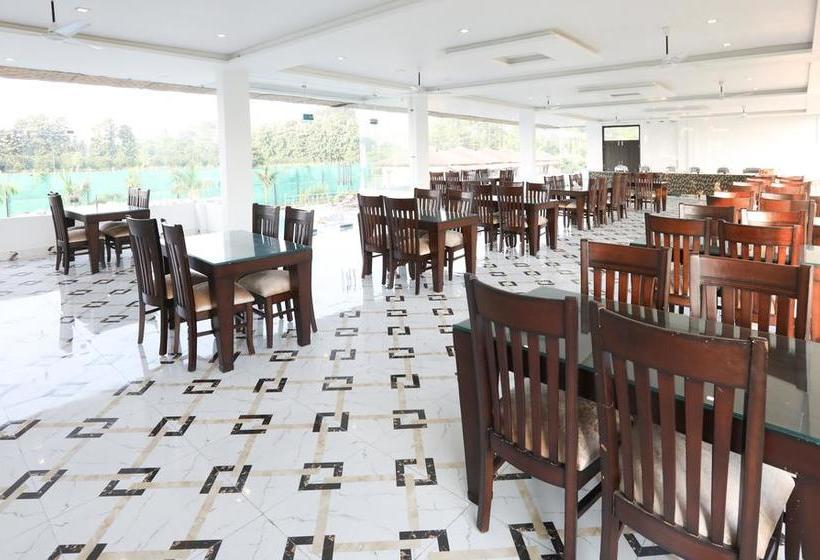 Treebo The Tigers Pug Mark Resort 11