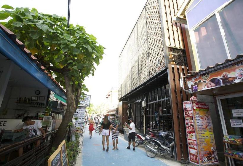 The Street Hostel 11