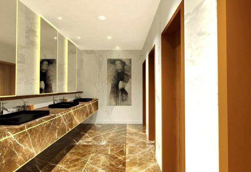 Hotel Radisson Lucknow City Center 10