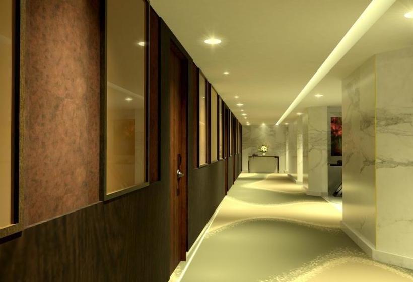 Hotel Radisson Lucknow City Center 5