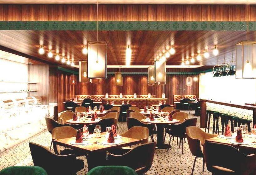 Hotel Radisson Lucknow City Center 6