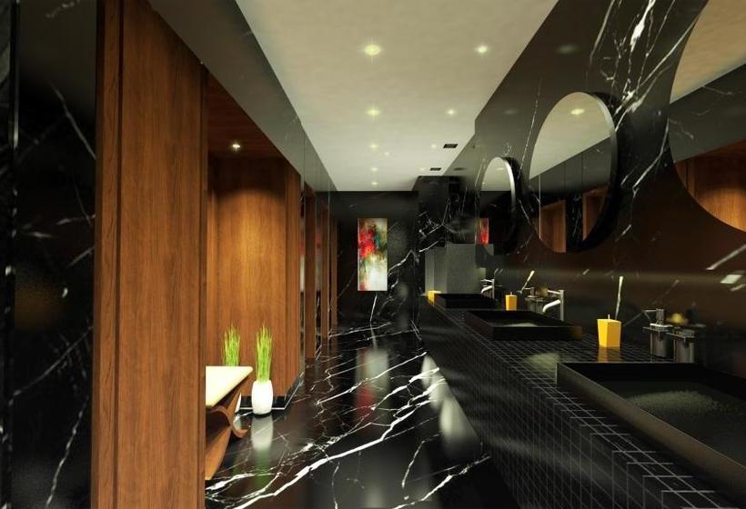 Hotel Radisson Lucknow City Center 7