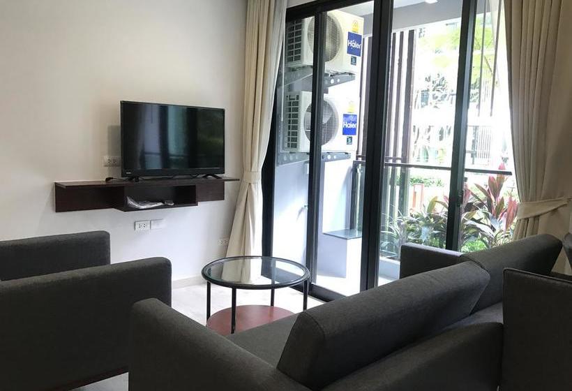 Hotel Royal Lee The Terminal By Cullinan R 12