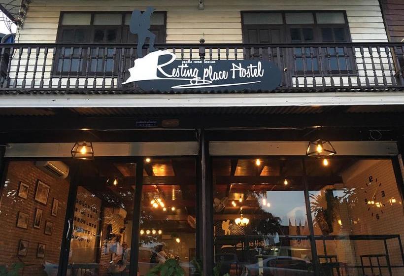 Resting Place Hostel Sukhothai