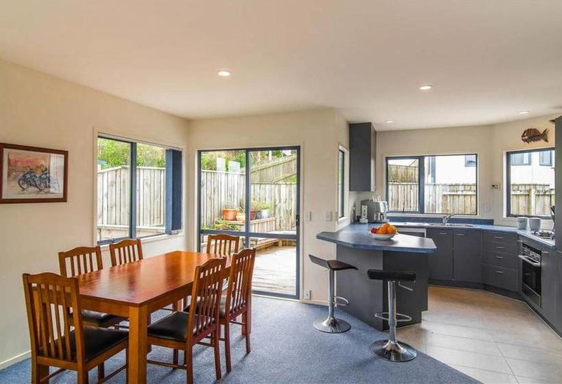 Harbour Views B&b 10