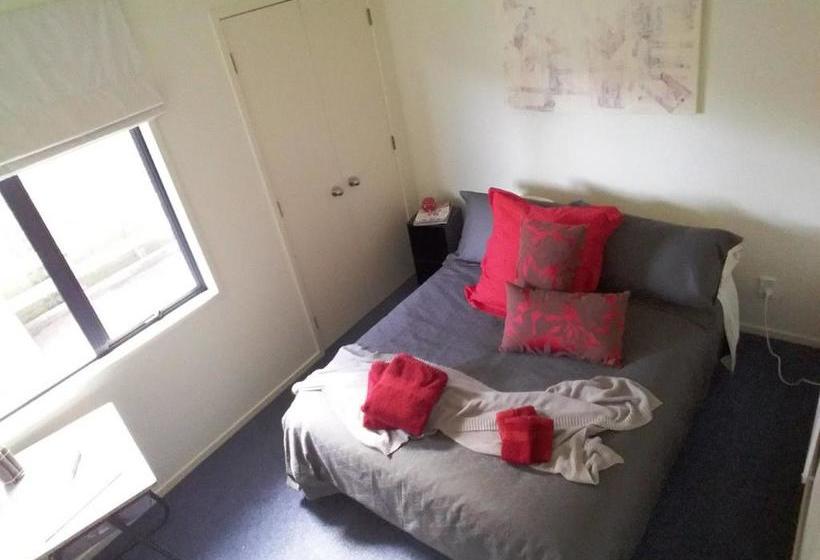 Harbour Views B&b 13