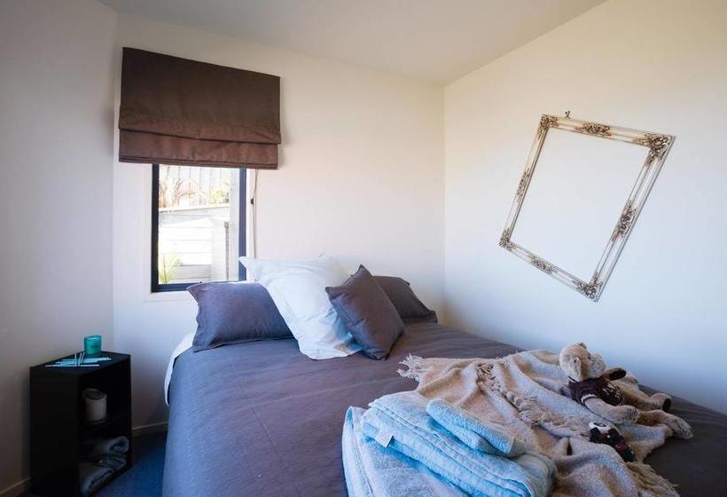 Harbour Views B&b 18