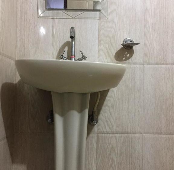 Hotel The Rohtak Hyatt 10