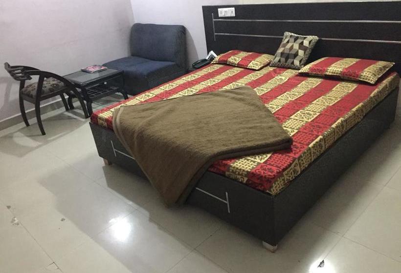 Hotel The Rohtak Hyatt 3