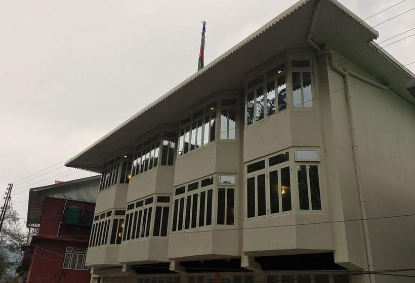 Hotel Taktse Continental 3