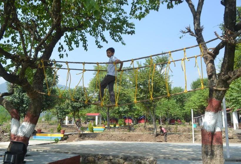 Balaut Camp Resort 13