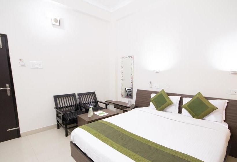 Hotel Treebo Shubhankar Inn 11