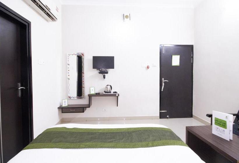 Hotel Treebo Shubhankar Inn 14