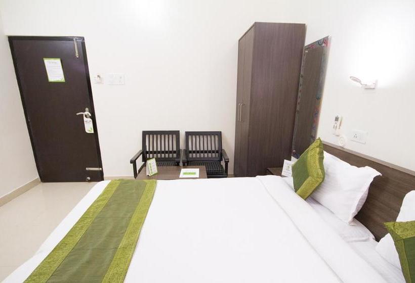 Hotel Treebo Shubhankar Inn 18