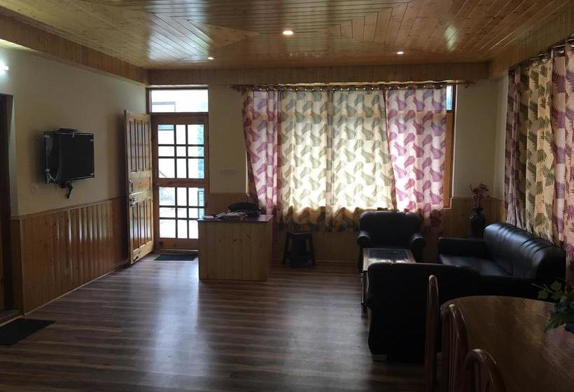 Hotel Pink Bud Cottages 13