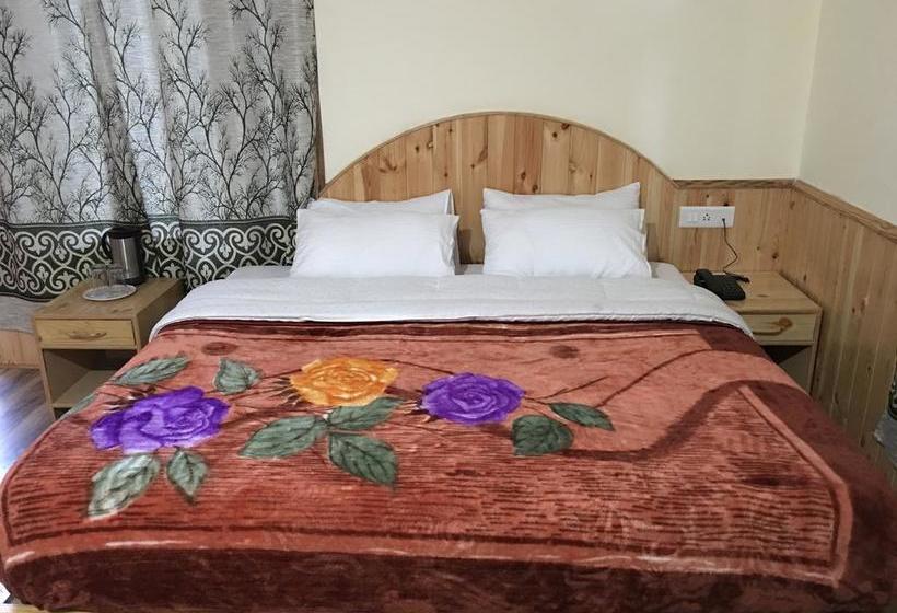 Hotel Pink Bud Cottages 6