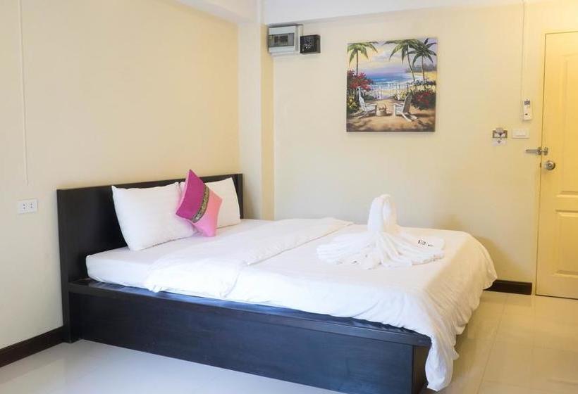 Hotel Palm Ville Pass Up Mansion