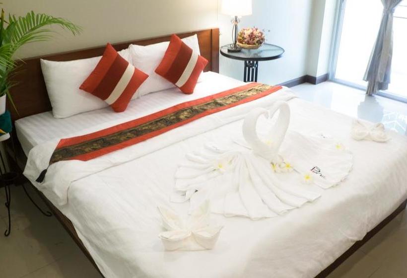 Hotel Palm Ville Pass Up Mansion 10