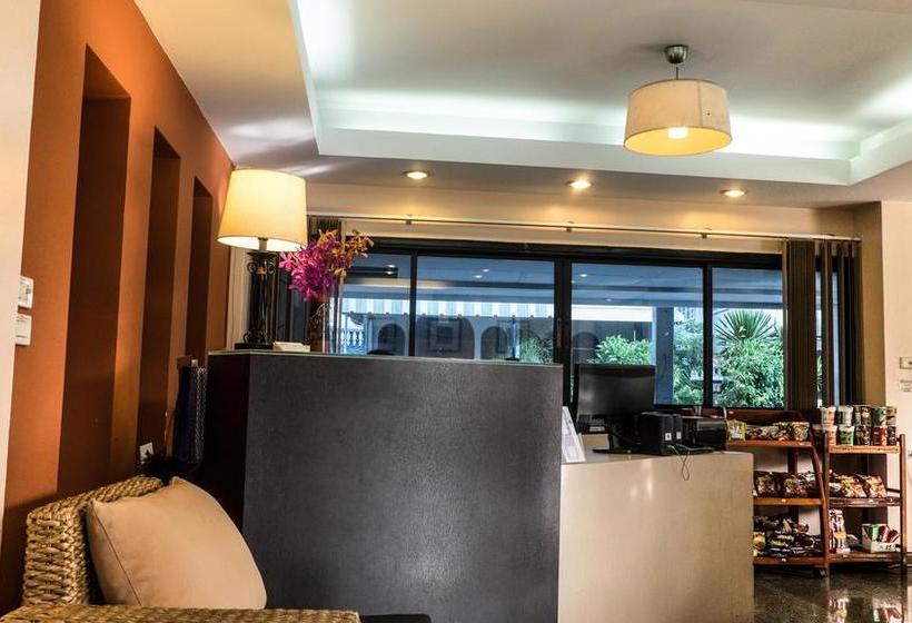 Hotel Palm Ville Pass Up Mansion 5