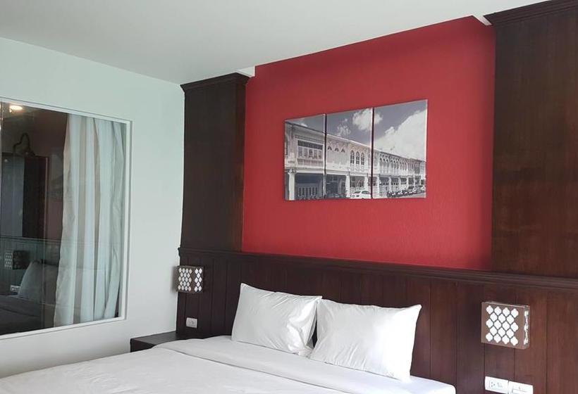 Hotel Supicha Pool Access 11