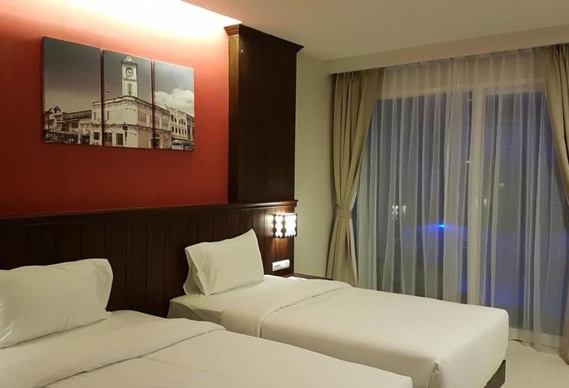 Hotel Supicha Pool Access 20