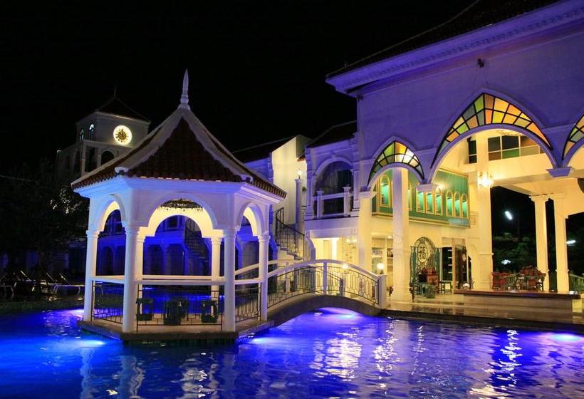 Hotel Supicha Pool Access 7